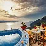 Iriana Fira (Santorini)