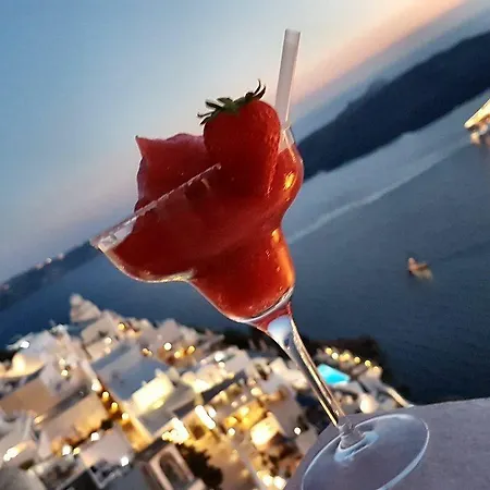 Iriana Suites Apartment