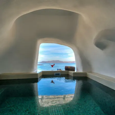 Iriana Suites Apartment