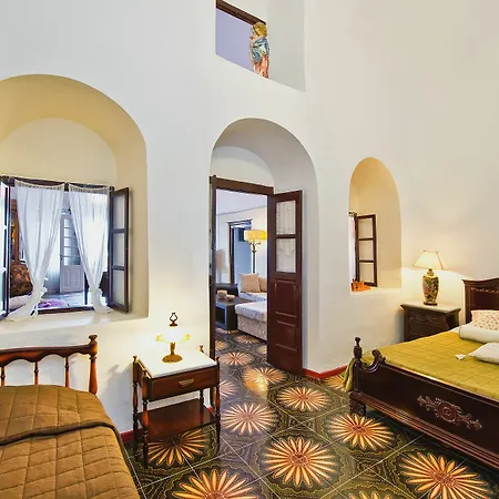 Iriana * Fira (Santorini)