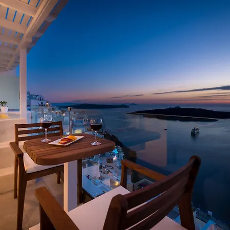 Iriana Suites Apartment