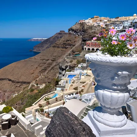 Iriana Fira (Santorini)