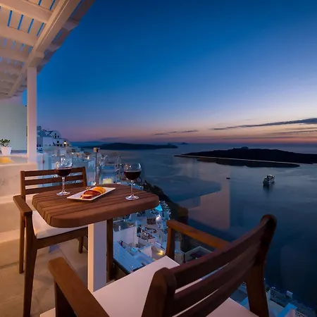 Iriana Suites Fira (Santorini)