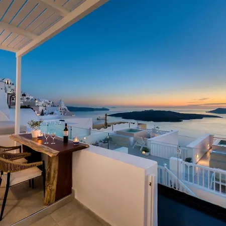 Iriana Suites *