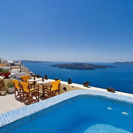 Iriana Suites Apartment *