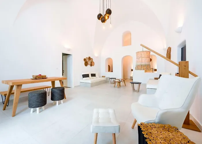 Iriana * Fira (Santorini)