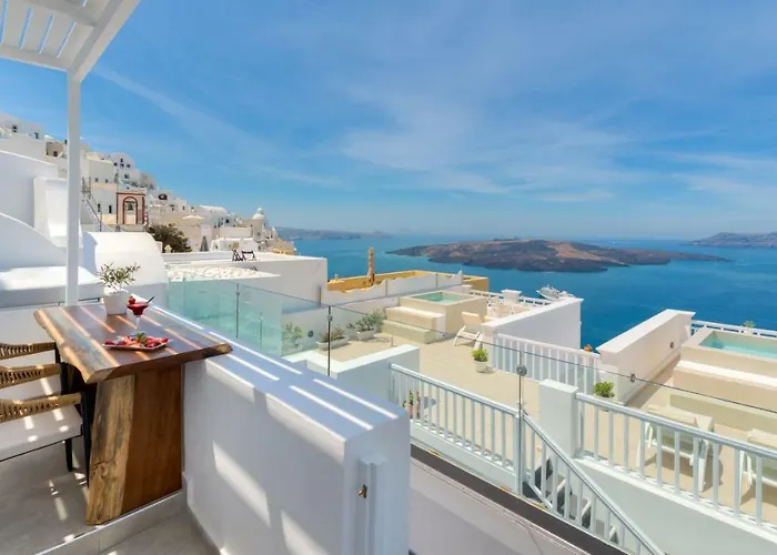 Iriana Fira (Santorini)